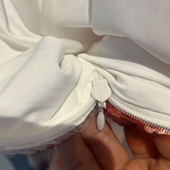 Halston CARALYN DRESS IN FLORAL SEQUIN NWT - Picture 10 of 17